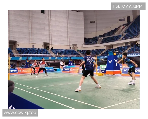 2025届毕业生羽毛球赛场精彩回顾与战术深度解析